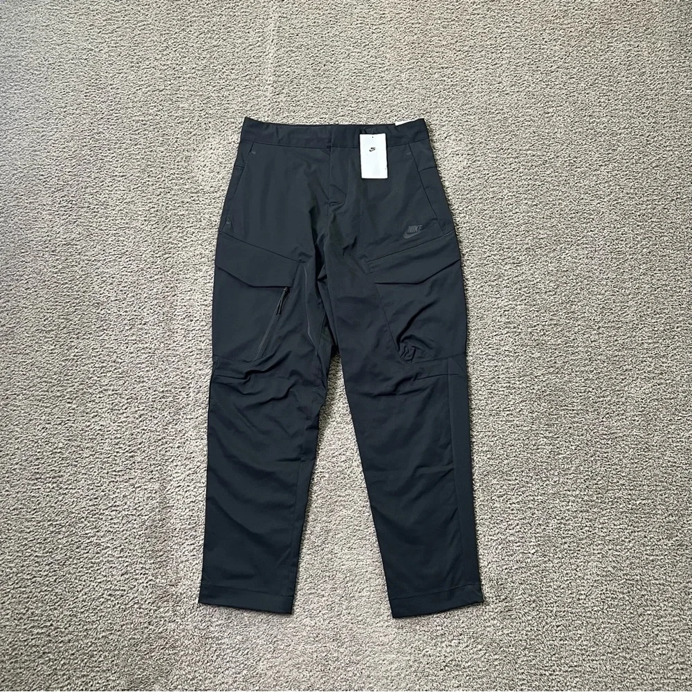 Nike Sportswear Tech Essentials Woven Unlined Cargo Pants Men’s Size 30 - Picture 2 of 16